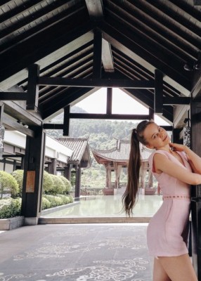 Проститутка Нина